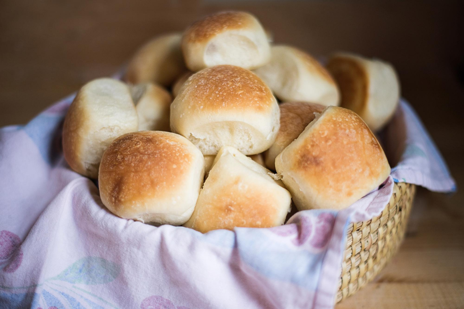 Pãozinho Caseiro Fácil com Passo a Passo para Iniciantes Pão Caseiro Sem Mistérios: Faça o Seu Hoje