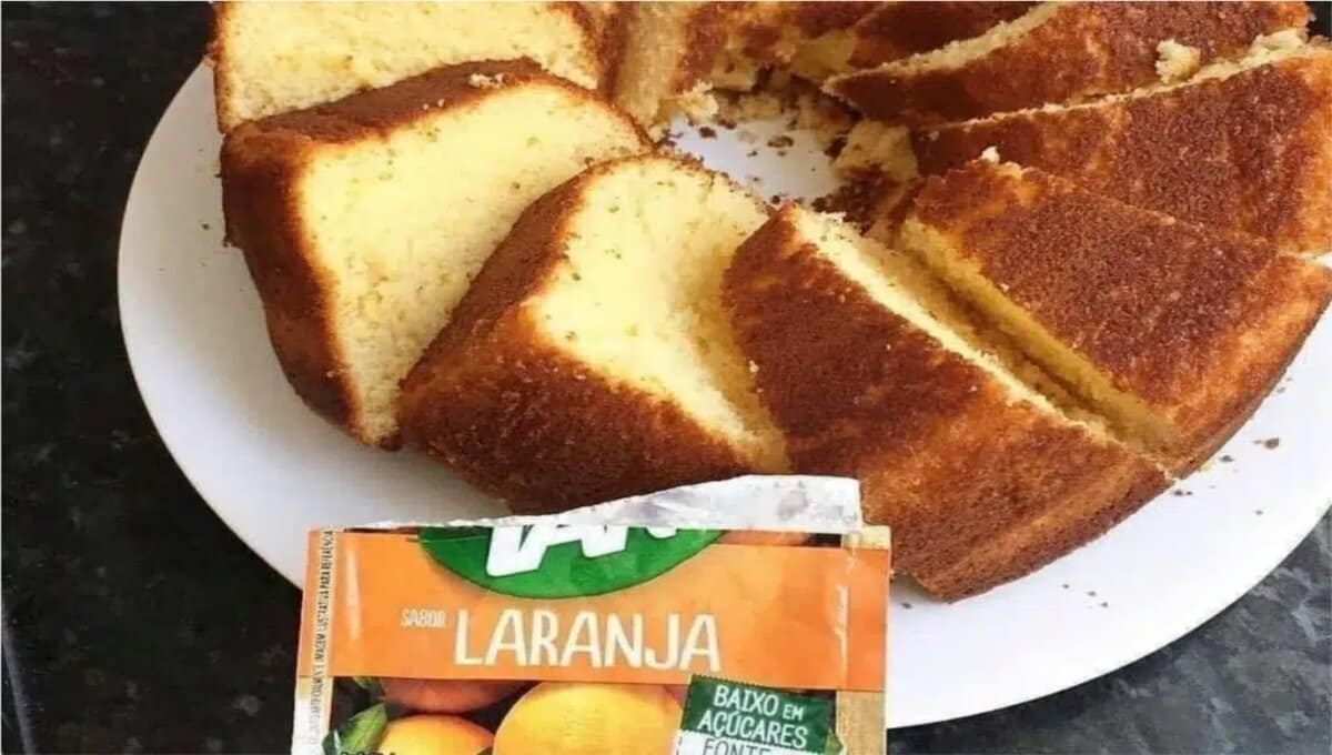 Receita de Bolo de Laranja com Suco em Pó: Sabor Intenso Como Fazer Bolo de Laranja com Suco em Pó em 3 Passos Simples